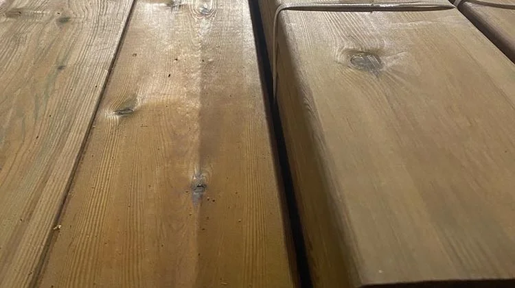 Lame de terrasse pin cl4 qualité us