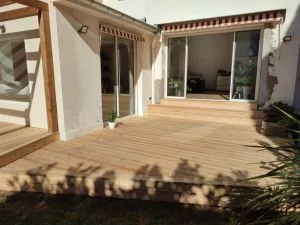 Réalisation terrasse en mélèze de Sibérie qualité US